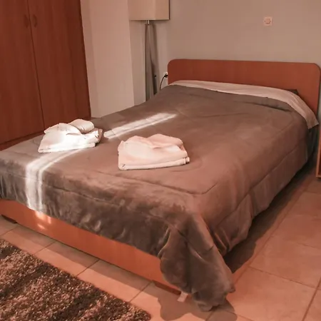 Cactus Στρατώνι