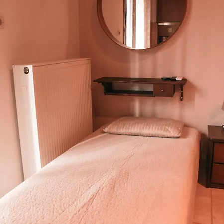 Cactus Apartment Stratoni