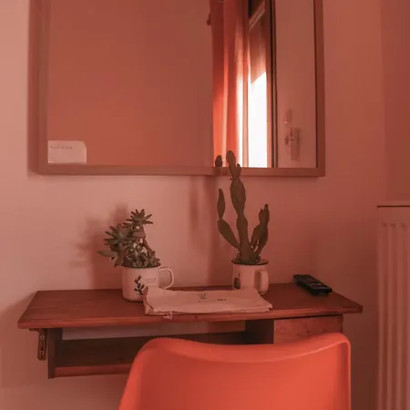 Cactus Στρατώνι